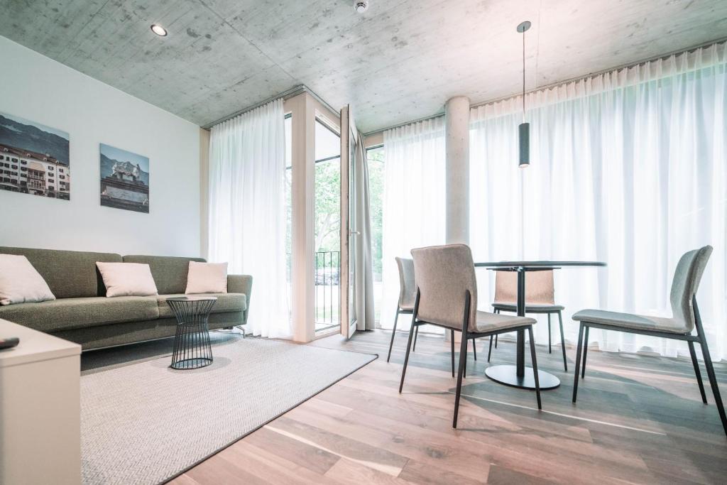Blackhome Innsbruck City South I contactless check-in - 4