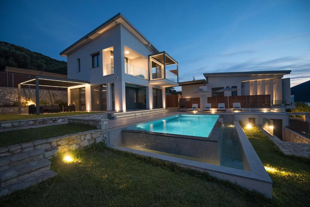 Mrs Grey Luxury Villa 전경