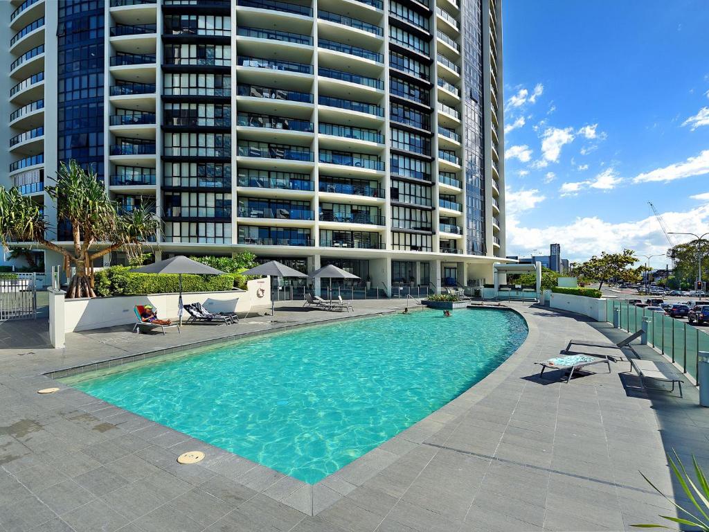 Beautifully Renovated 2 bedroom Apartment at Sierra Grand Broadbeach photo