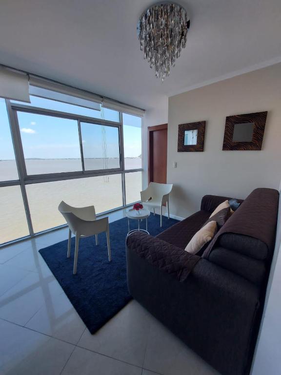 Apartamento VISTA Al RIO PUERTO SANTANA Riverfront 1 - 4