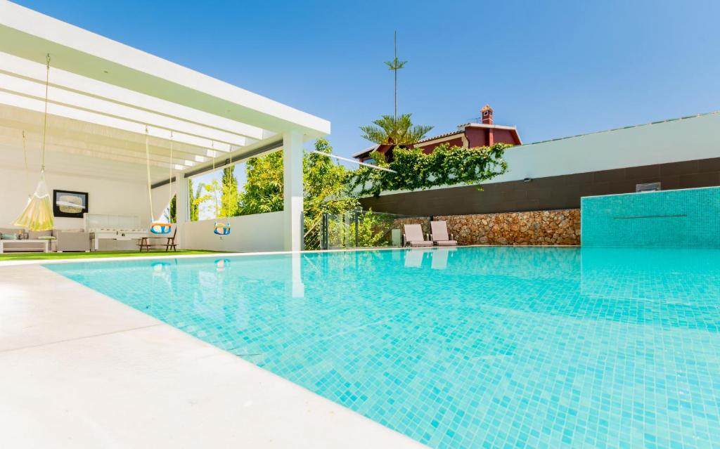 Cubo's Villa Elena - 5