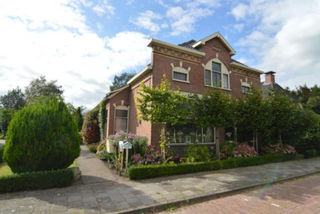 Ruim appartement in oude bakkerij, Gasselternijveen