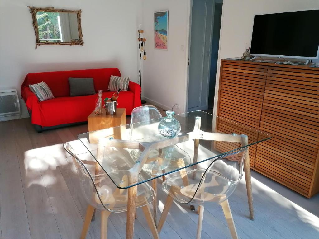 FABULEUX T2 Les Lecques - Carré d'Or - Terrasse & Jardin - 250m Plage - 4