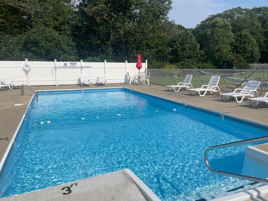 Kennebunkport Motor Lodge photo