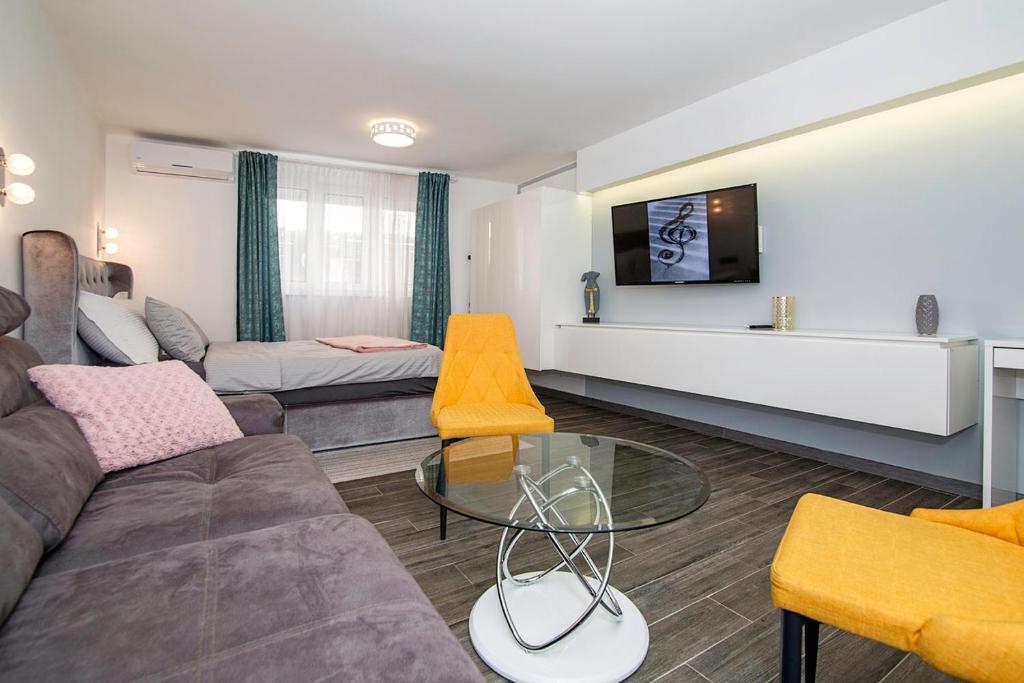 City Center Apartment photo