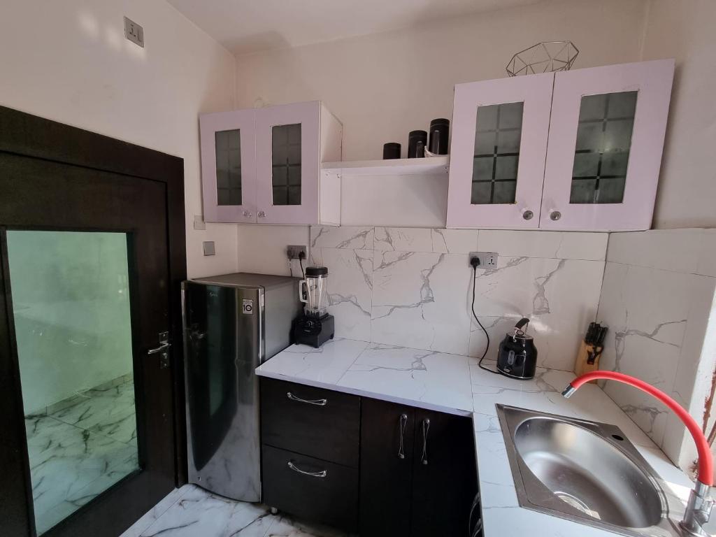 Kitchen, CG Apartments in Lagos