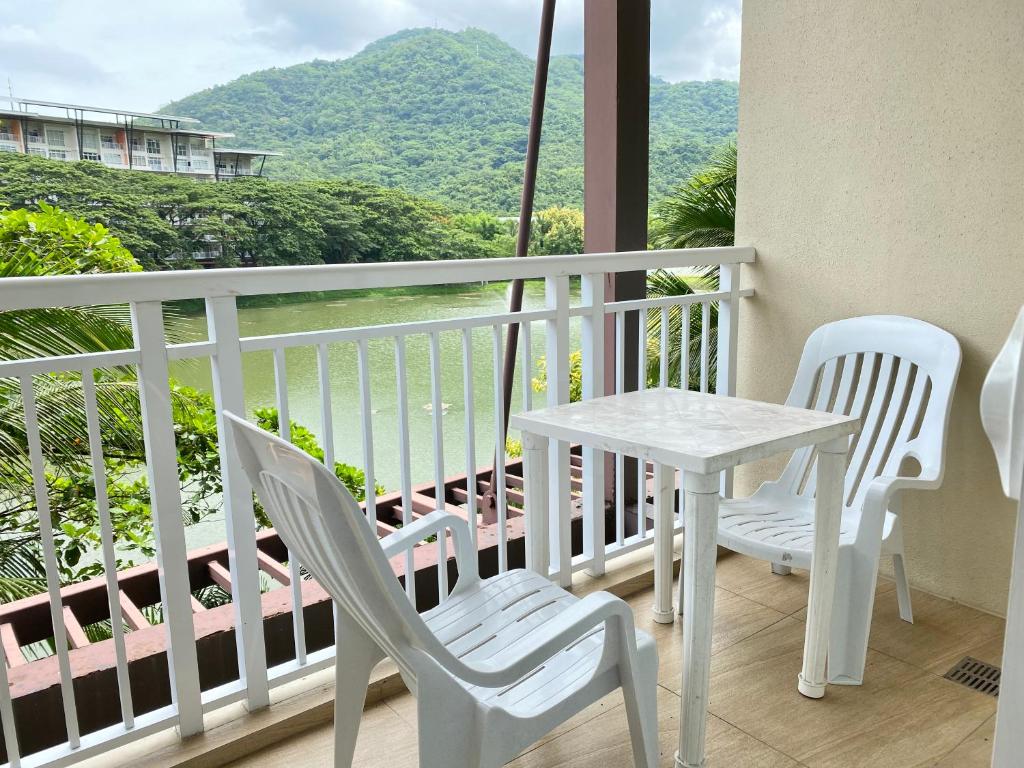 Pico de Loro Muji Style 1BR Unit (Carola A 219) photo