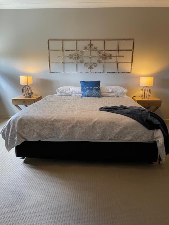 The Old Coolstore - Braeburn Apt — Hotel in Mornington Peninsula