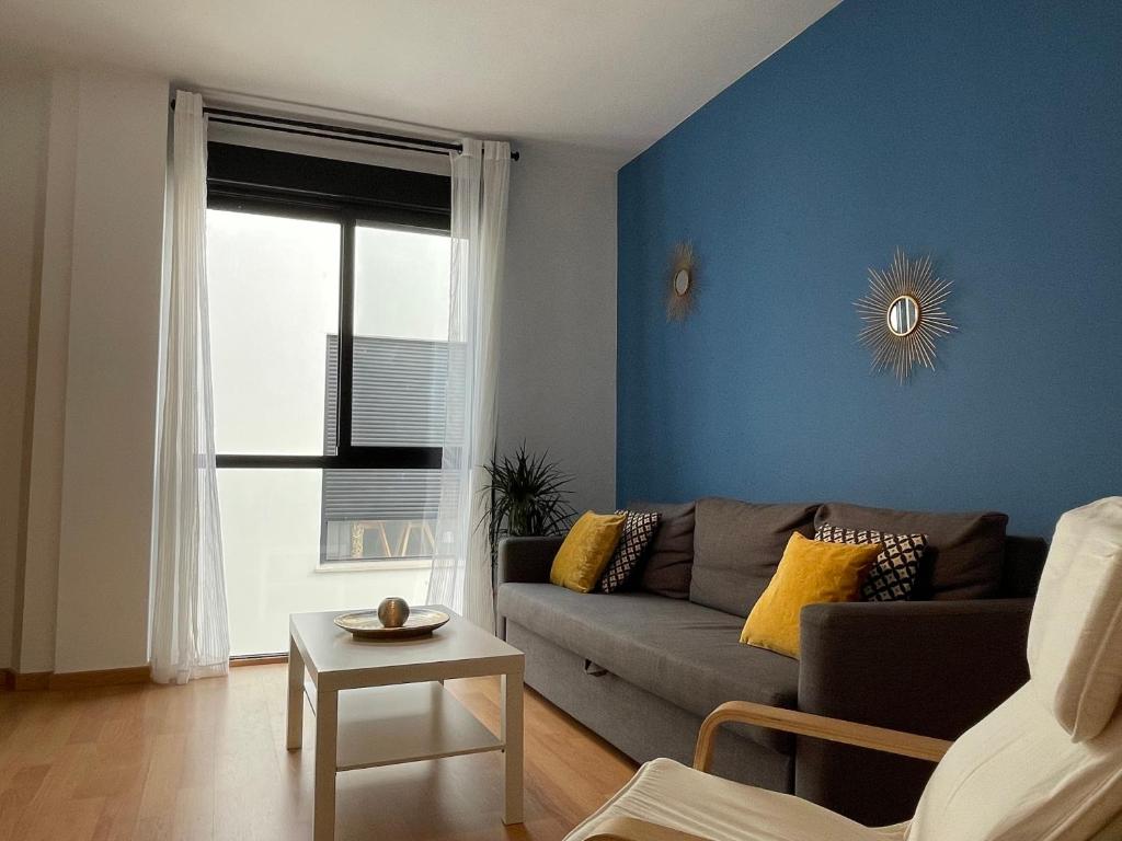 Amazing Apartment in the Heart of Malaga POOL & FREE PARKING - 2