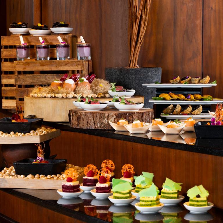 อาหารและเครื่องดื่ม