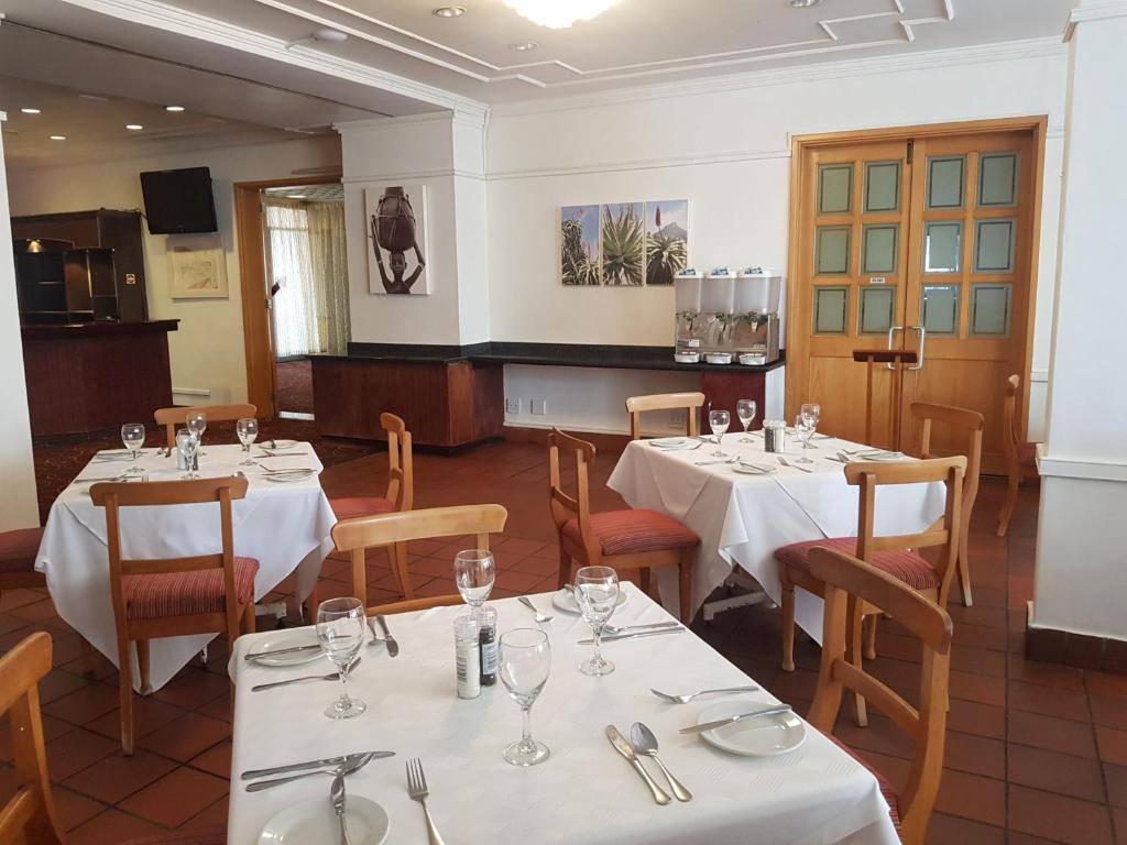 Lady Hamilton Hotel Photo 11