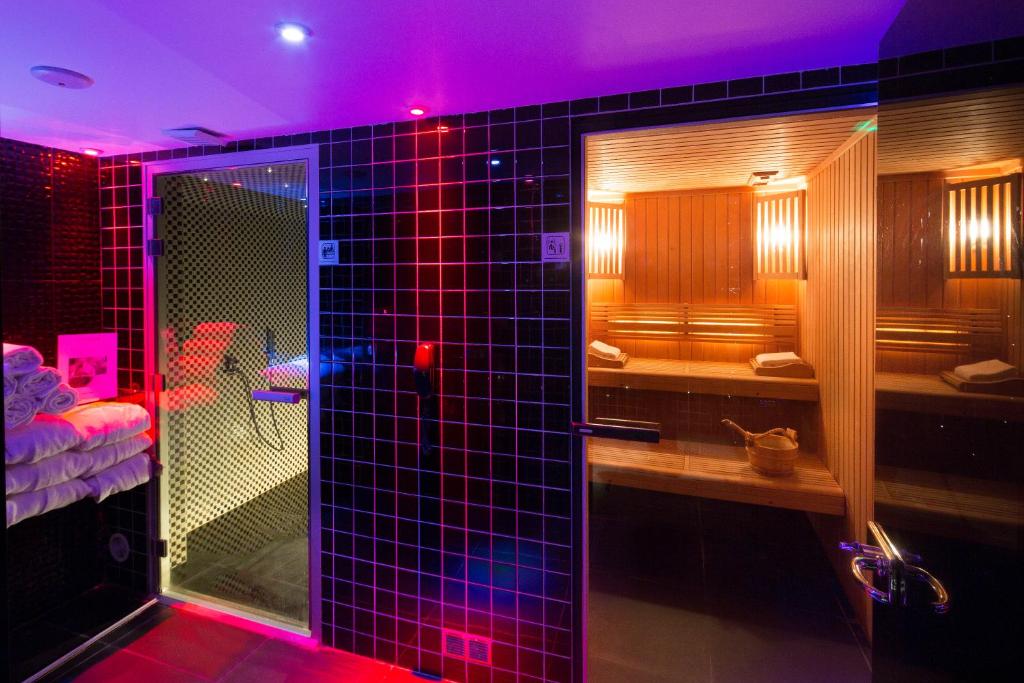 Platine Hotel - 4