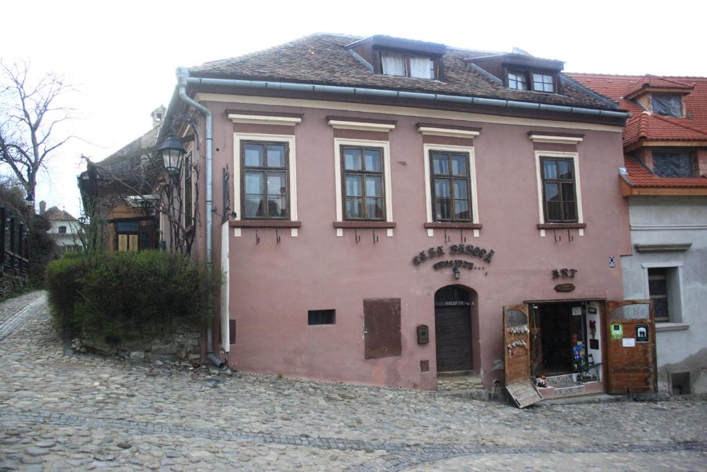 Casa Baroca — Hotel in Sighisoara