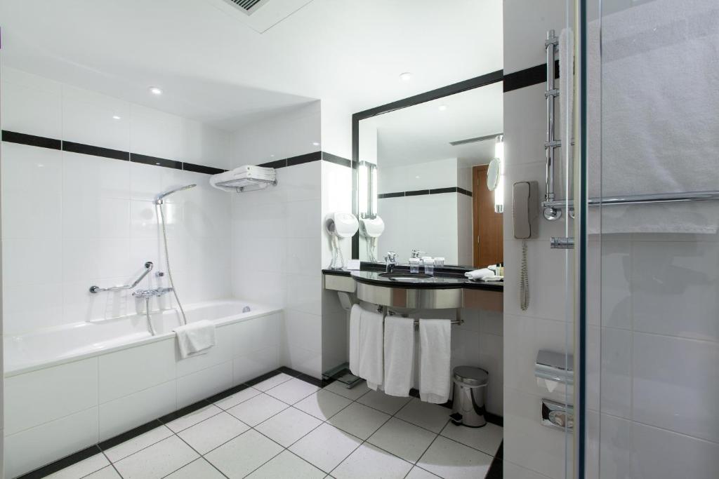 บริการและสิ่งอำนวยความสะดวก