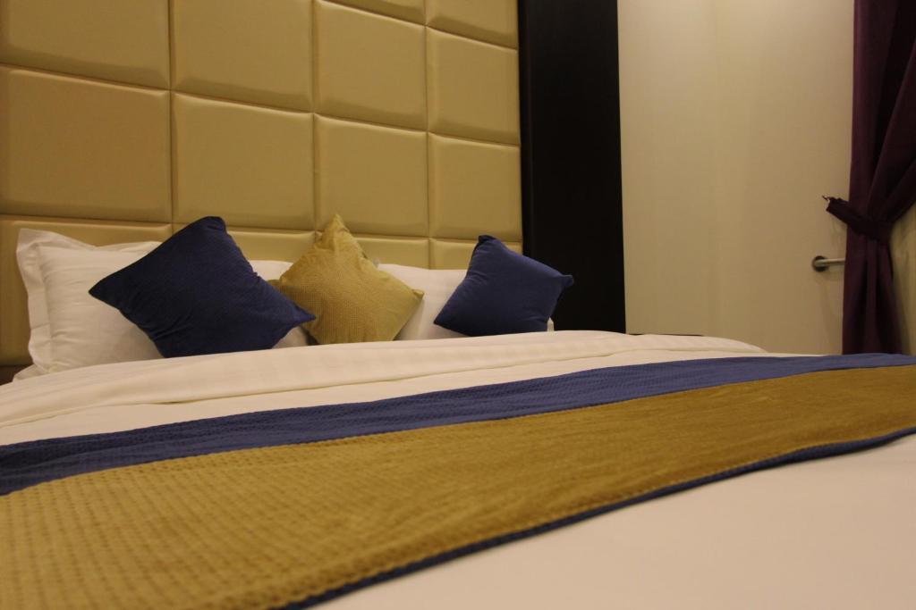 Nmaz hotel in riyadh photo