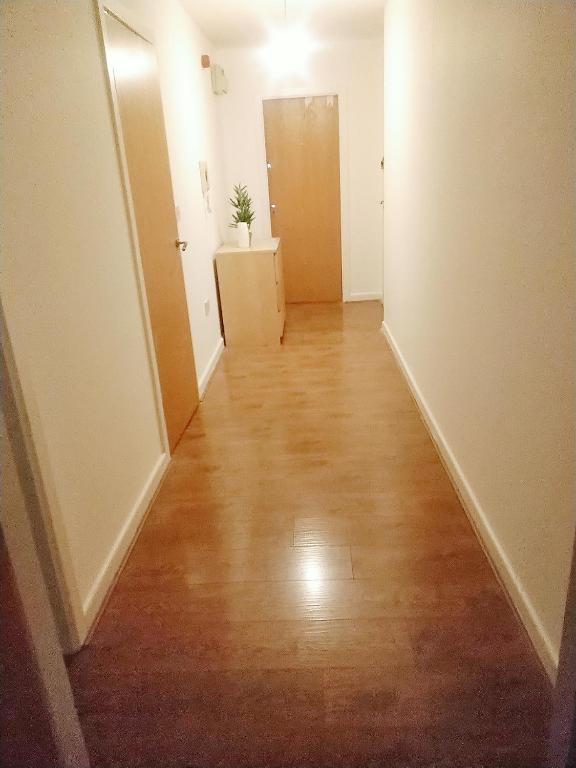 COSY DOUBLE ROOM CLOSE TO UNIVERSITY OF BRADFORD AND CITY CENTRE photo