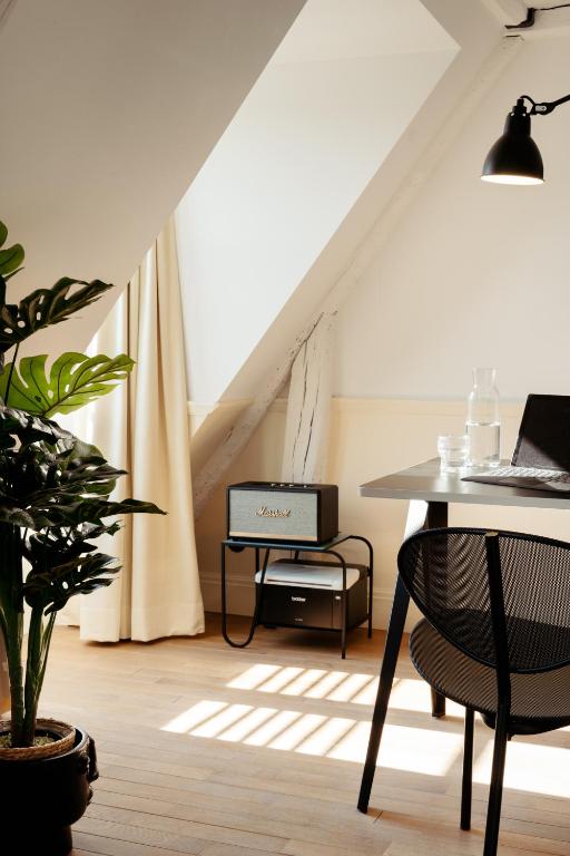 My Maison In Paris - Louvre photo