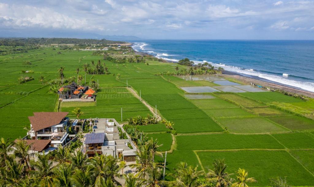 Agrapana Beach Villa photo
