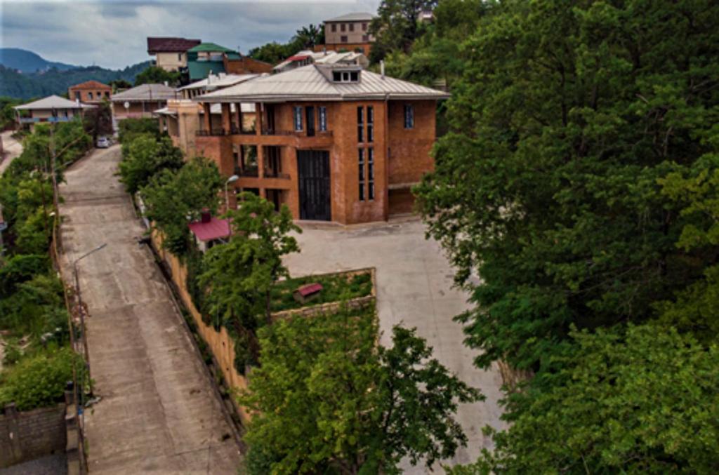 Mango's Guesthouse — Hotel in Kutaisi