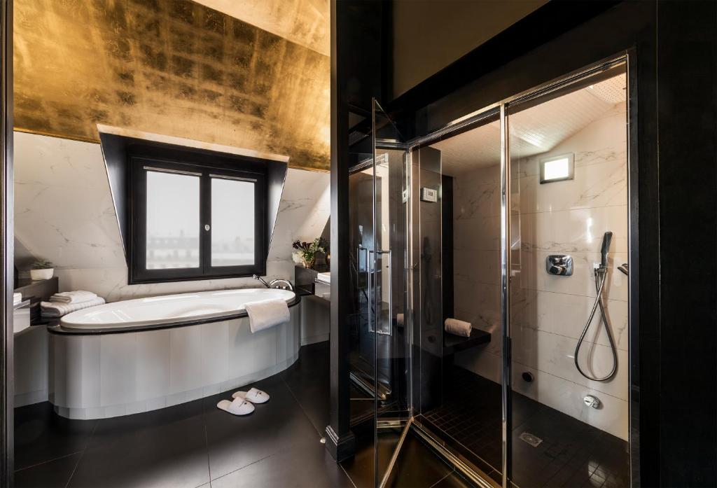 Paris Maison Albar Hotels Le Champs-Elysées Additional