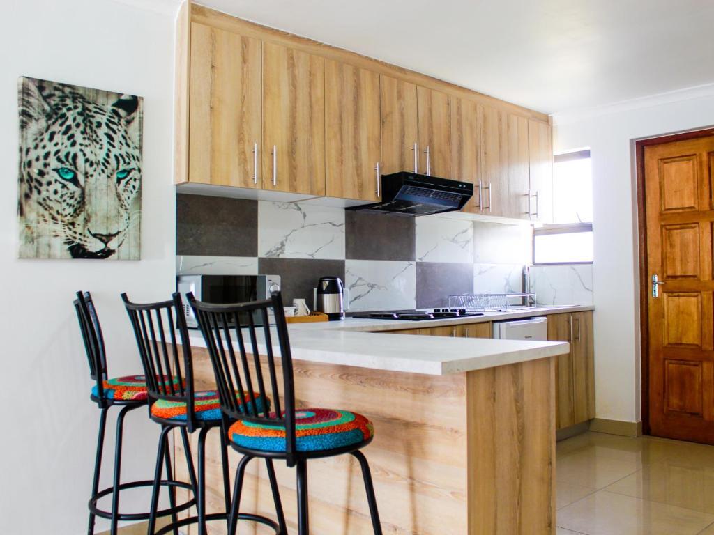 Proleefic House on Florence — Hotel in Cape Town