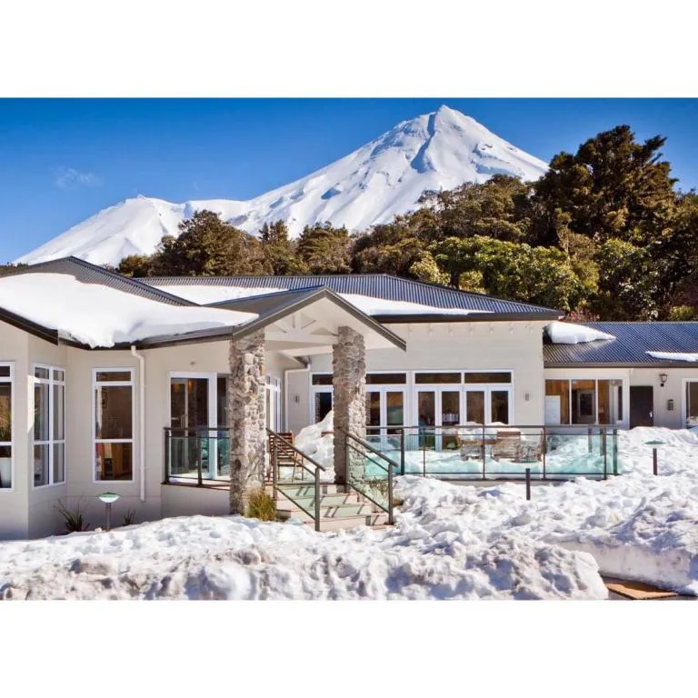 Ngati Ruanui Stratford Mountain House, hotel in Stratford