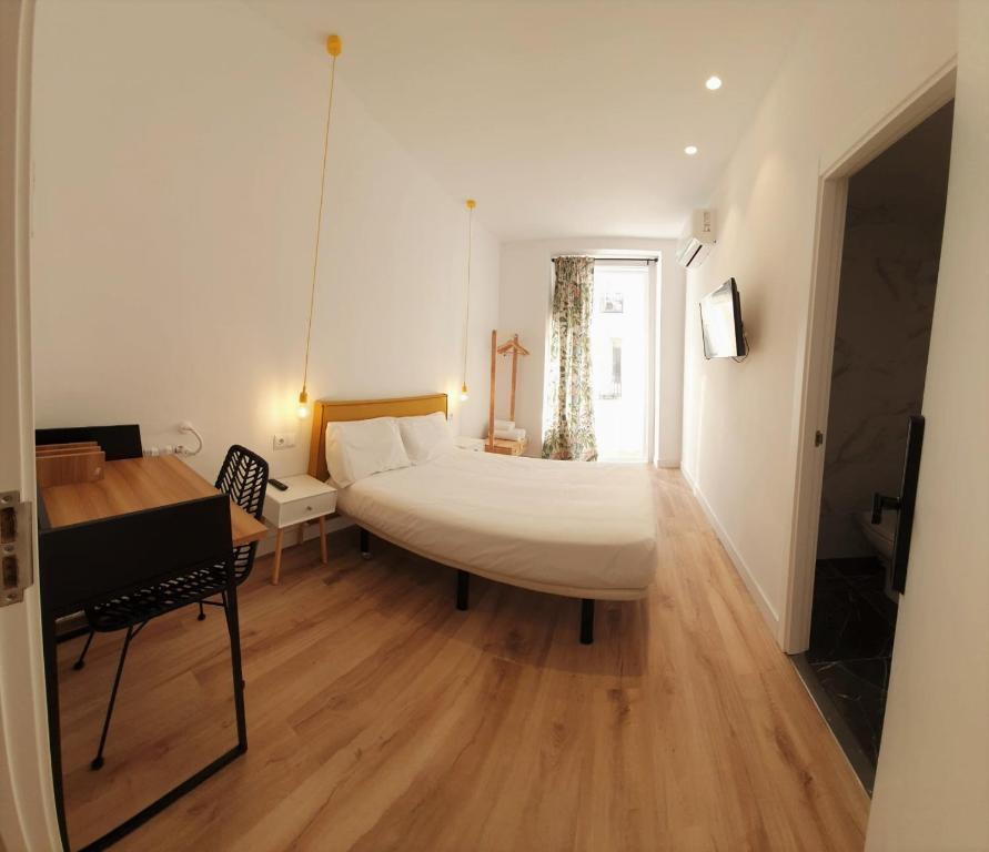 Hostal Manuela by gaiarooms - 5