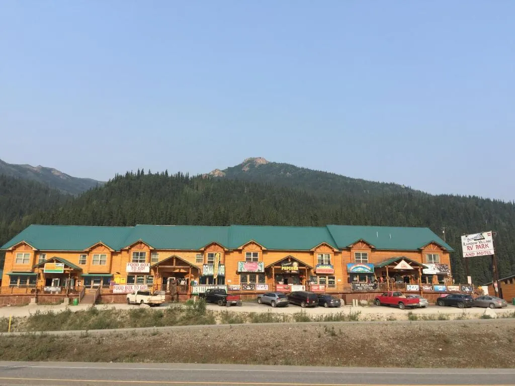 Denali Rainbow Village RV Park and Motel，位于麦金利公园的酒店
