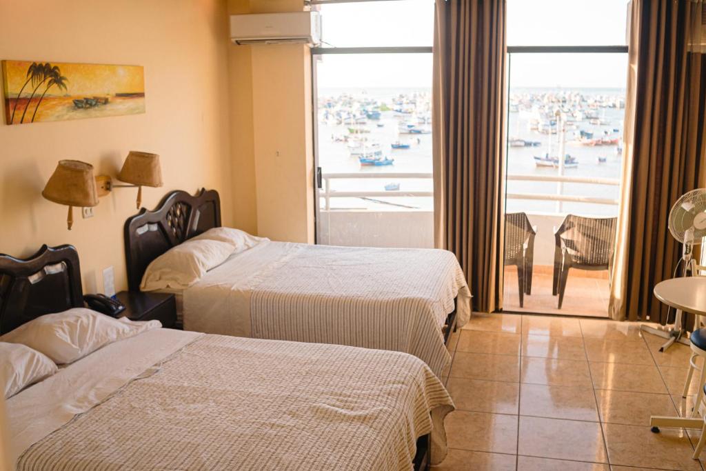 Hotel Marina Del Bay - 3