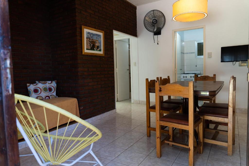 Alfil Apartamentos Villa Gesell - 3