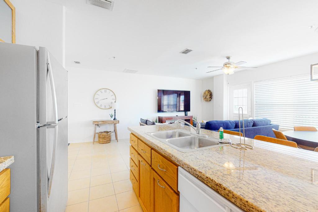 Star Beach Side Condominiums #105 photo