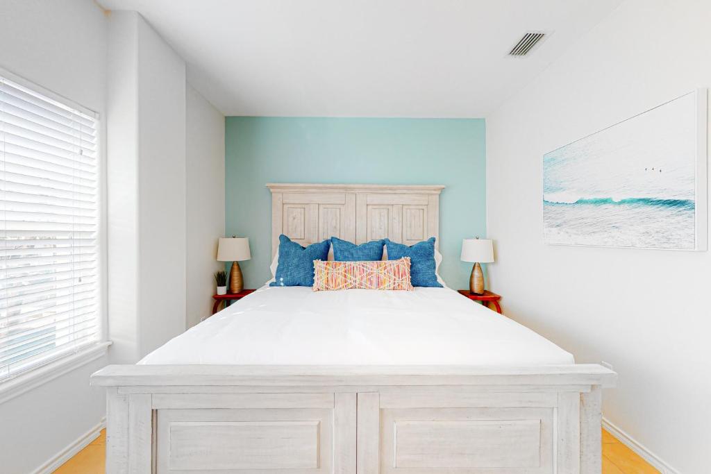 Star Beach Side Condominiums #105 photo