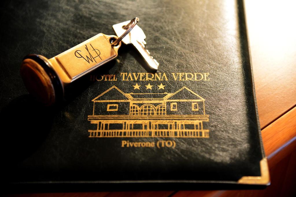Hotel Ristorante Taverna Verde photo