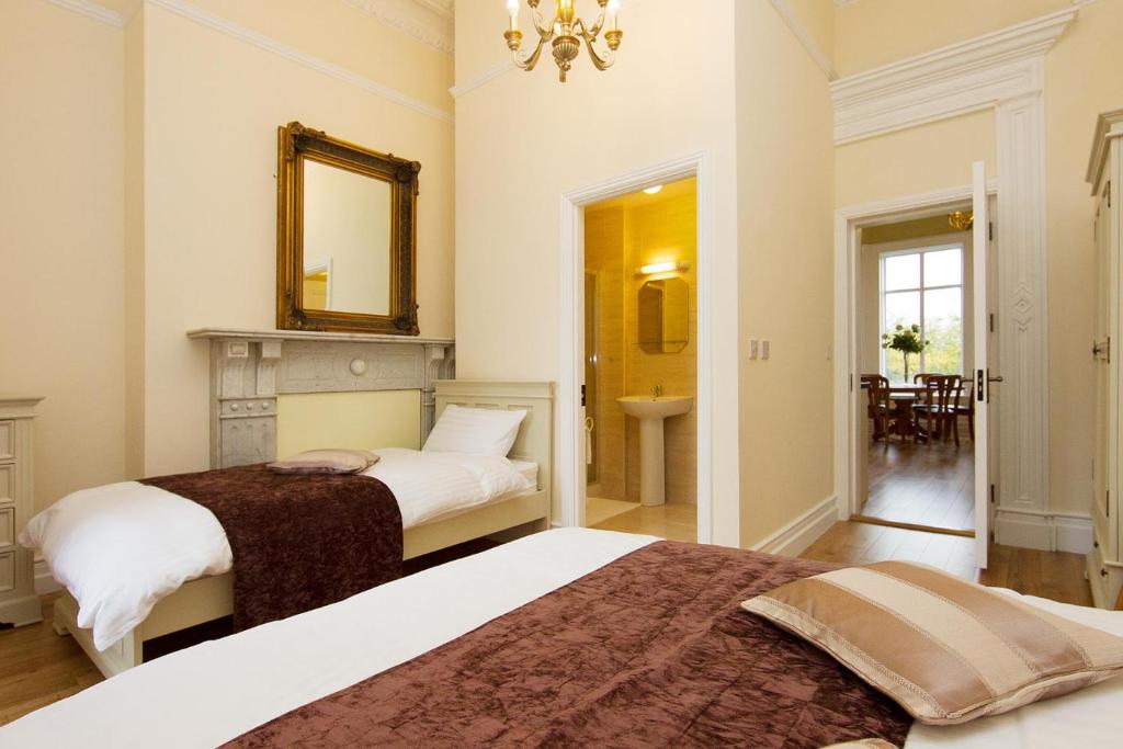 Glencourt Apartments