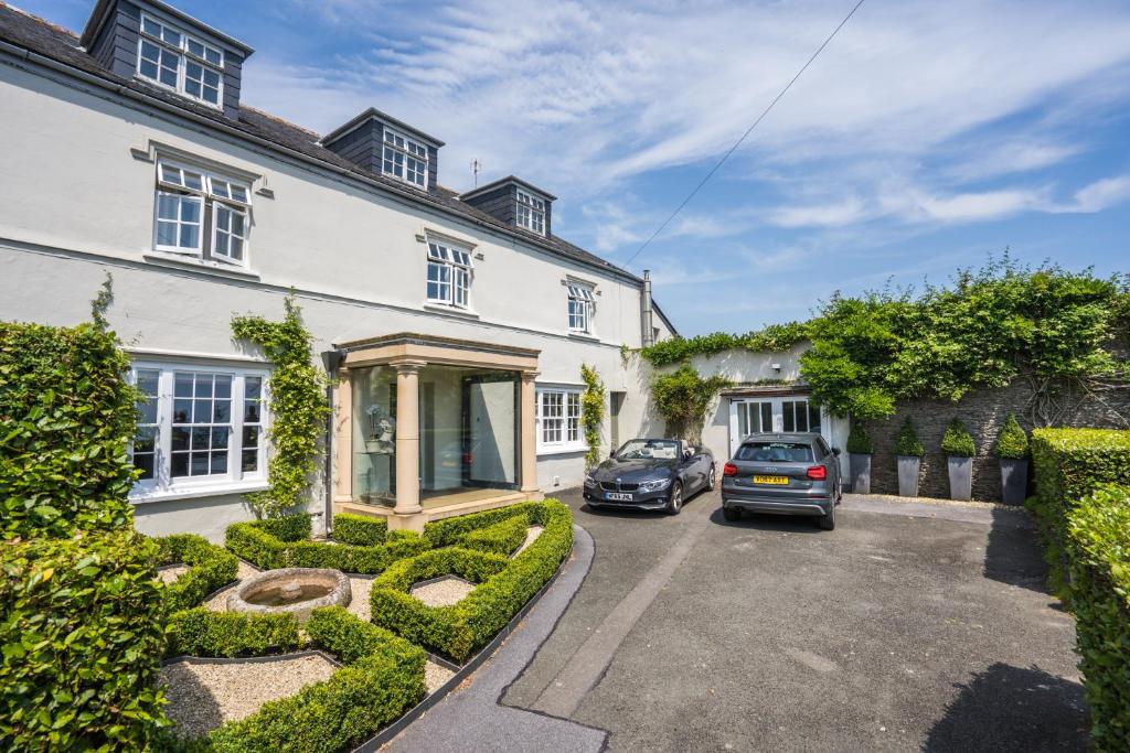 Strete Barton House