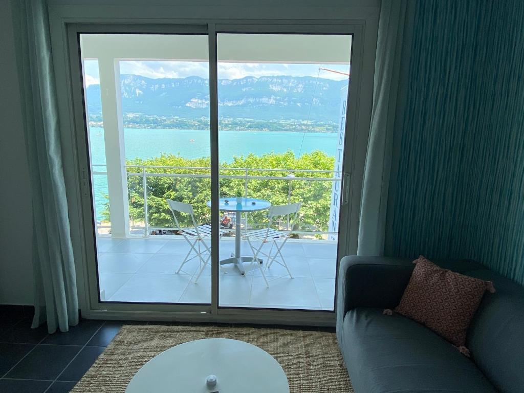 Vue sublime sur le lac du Bourget - 5
