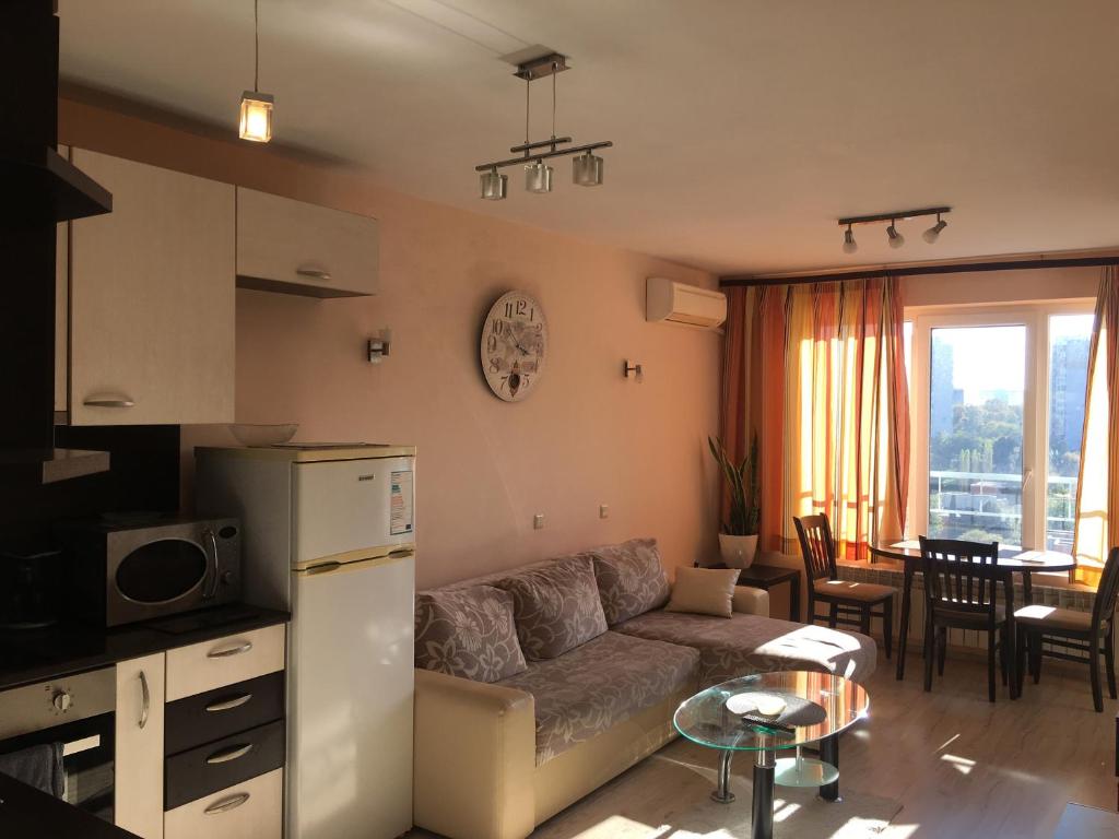 Апартамент Зорница