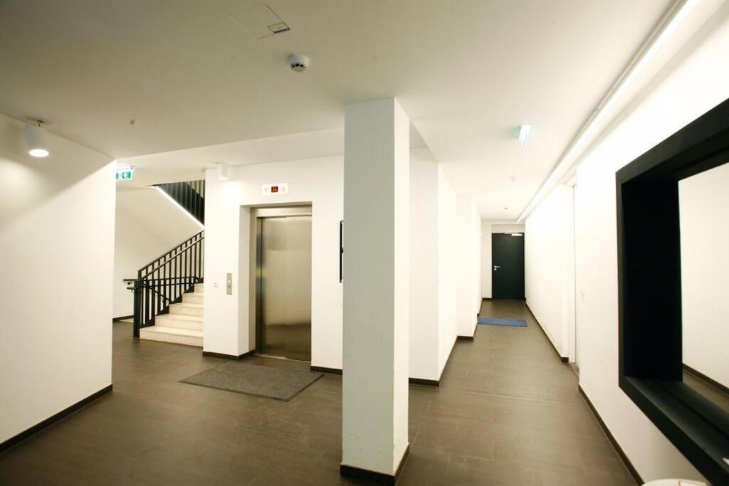 Top Central Apartment on Karlsplatz Vienna photo