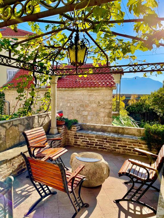 Heart of old town,Private garden ,Stunning View, Free Wi-Fi - 1