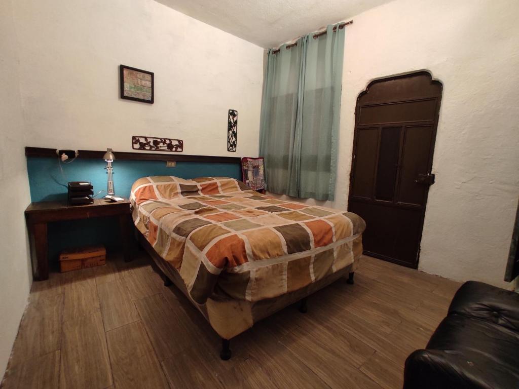 Casa completa en Santiago Atitlan