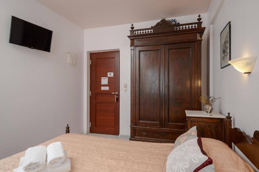 Chateau Zevgoli photo