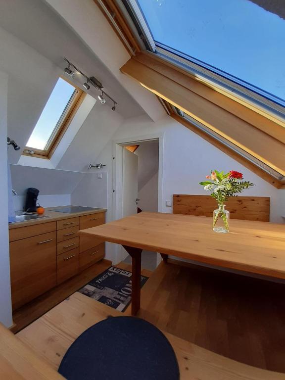 Ferienwohnung-Rotmoosblick-direkt-am-Rande-unberuehrter-Natur - 5