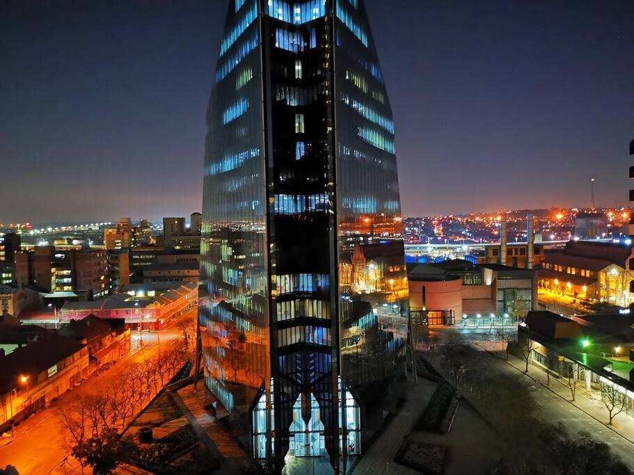Stunning Studio apt with stunning Joburg views — Hotel in Johannesburg