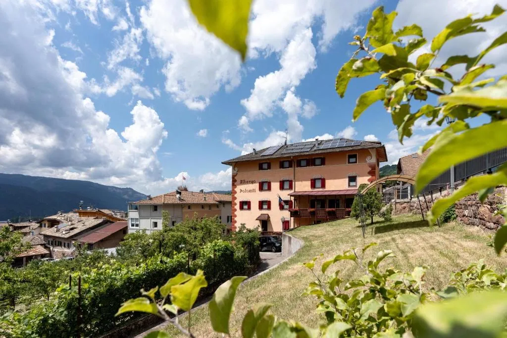 Albergo Dolomiti, hotel v Cavalese