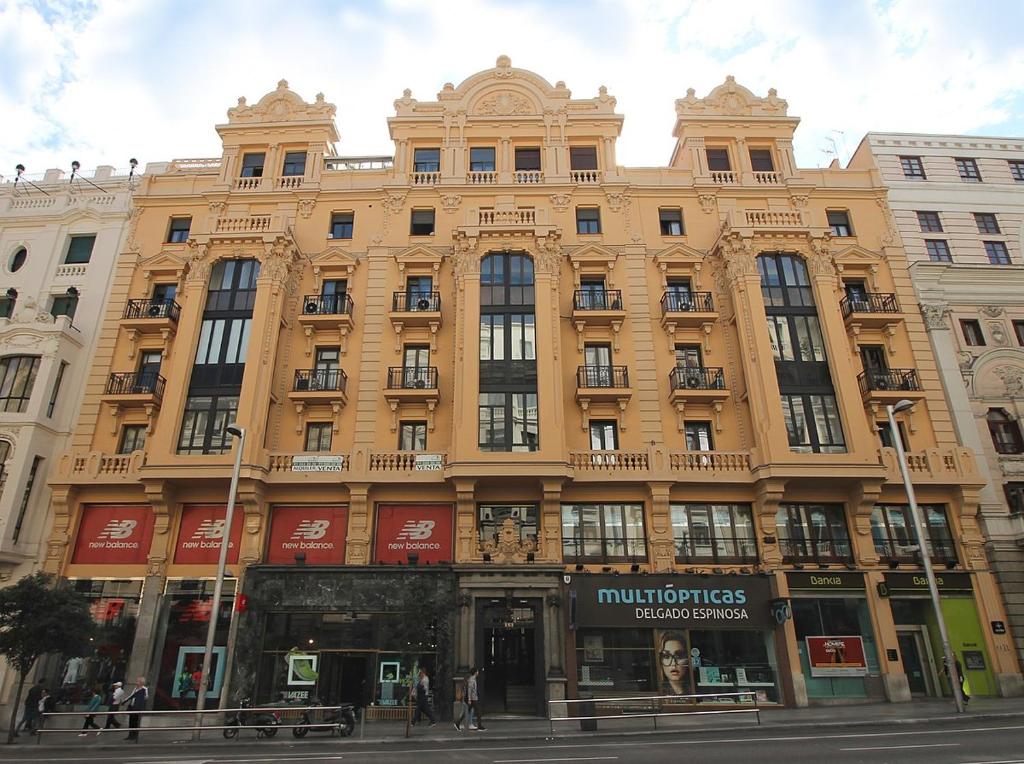 Hostal Galaico — Hotel in Madrid