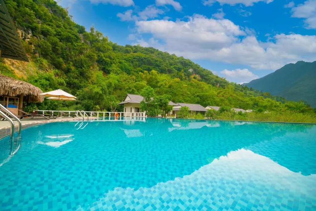 Mai Chau Mountain View Resort, hotel in Mai Chau