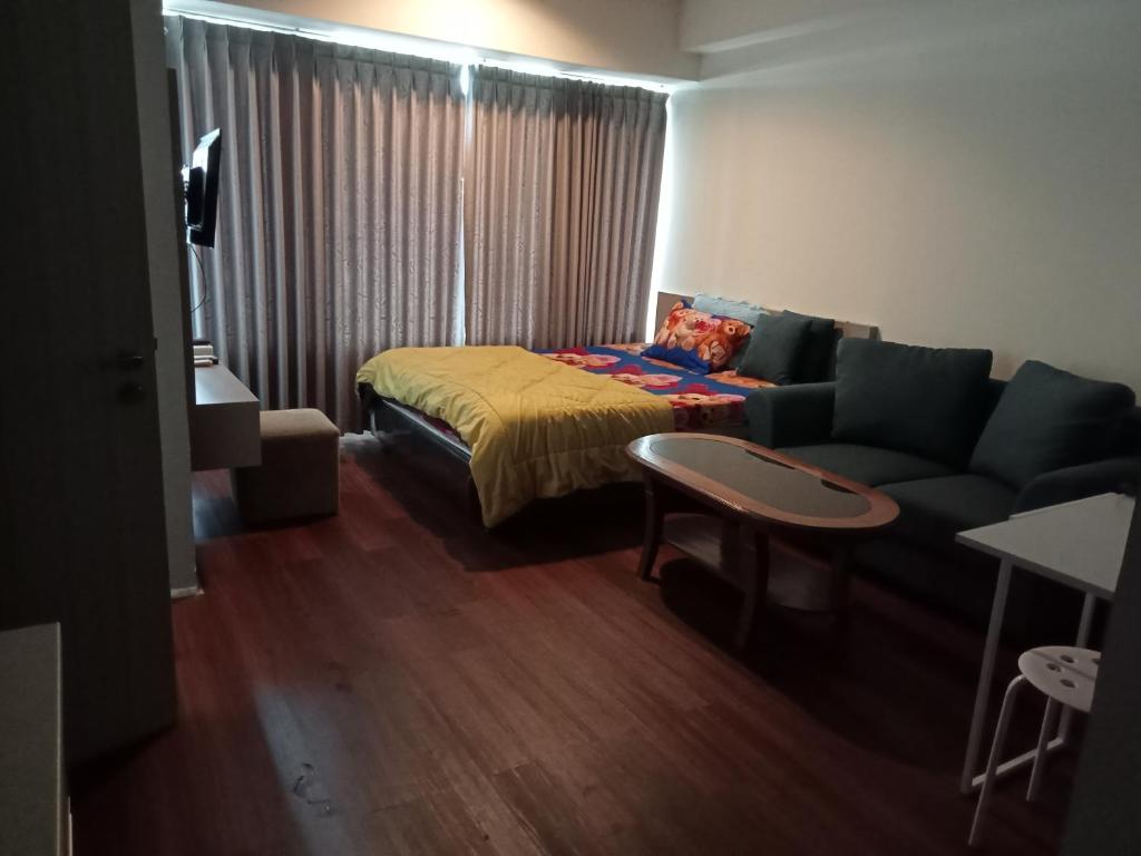 Apartemen Grand Kamala Lagoon Bekasi By Cicie Room photo
