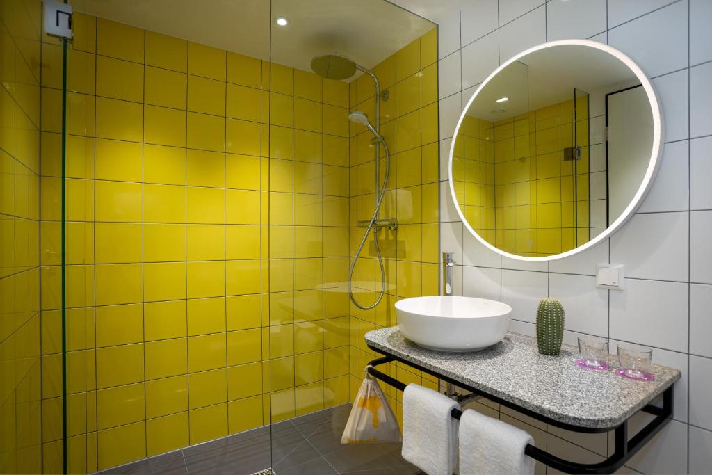 Well-appointed bathrooms
