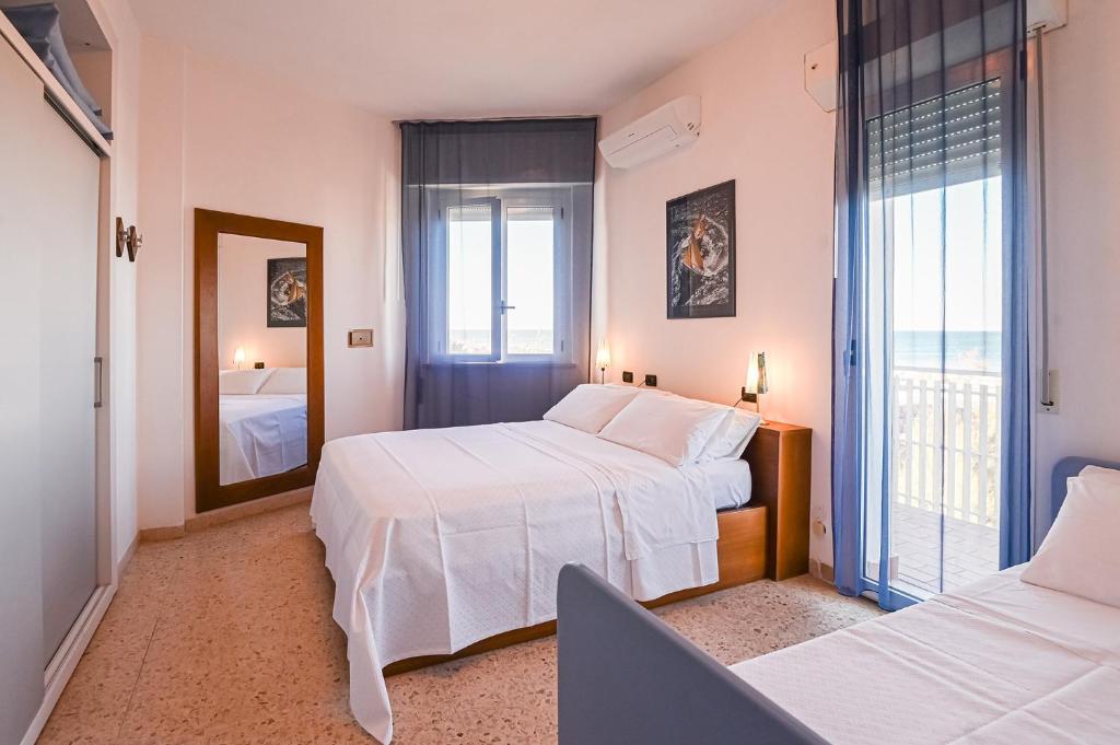Hotel City — Pokoje in Milano Marittima, Emilia-Romania