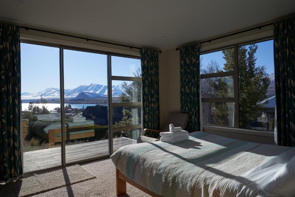 Takapo Escape - Lake Tekapo